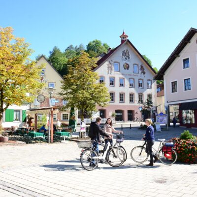 Mit dem Fahrrad durch die Sonthofer Innenstadt.